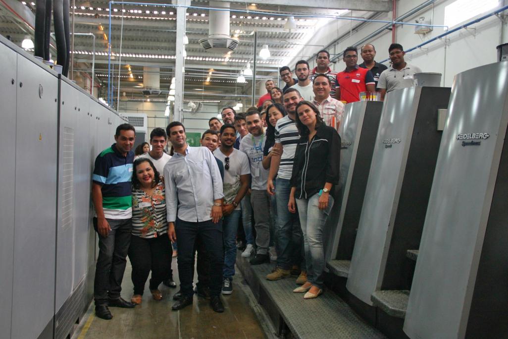 JB recebe turmas da Faculdade Estácio de Sá